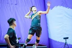 随他爹！布朗尼四分卫长传助攻大莫上篮打进🔥🔥